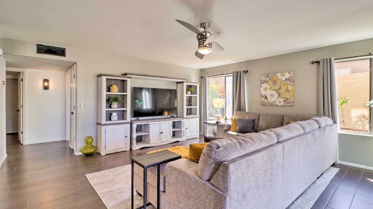 Photo of Livingroom in Estrella Mountain Ranch
