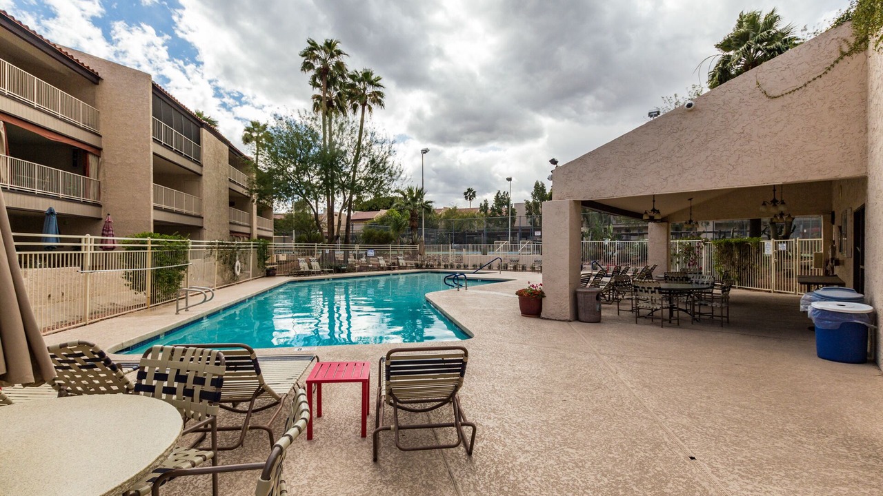 Photo of Outdoor in Lake Biltmore Village