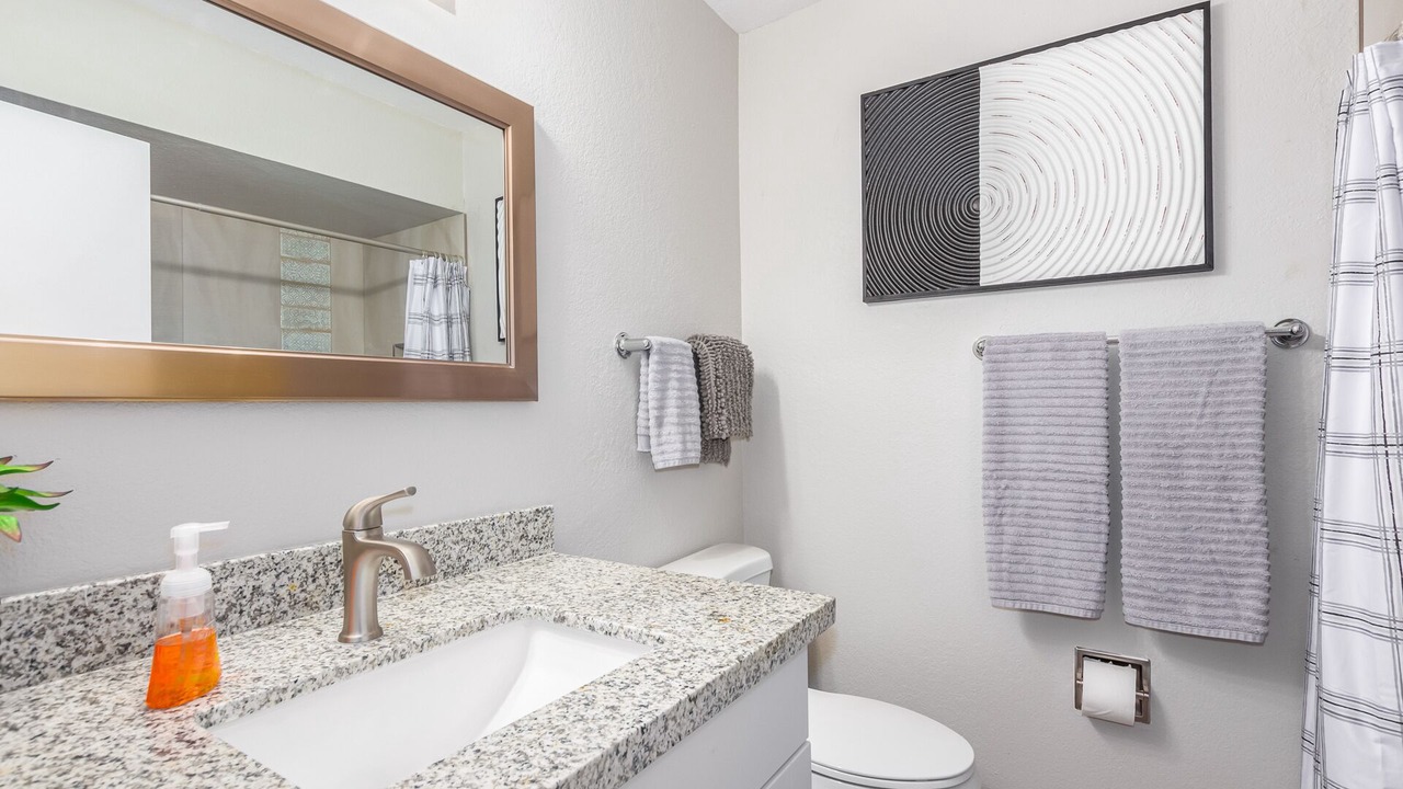 Photo of Bathroom in Lake Biltmore Village