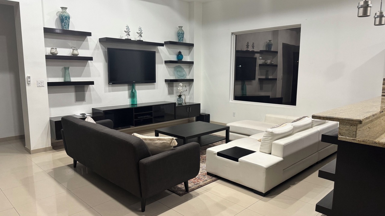 Photo of Livingroom in Pharr