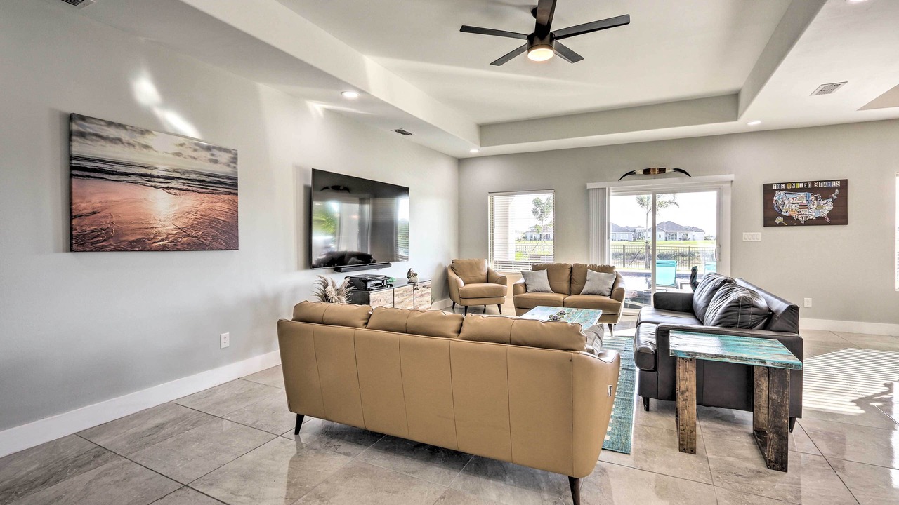 Photo of Livingroom in Laguna Vista