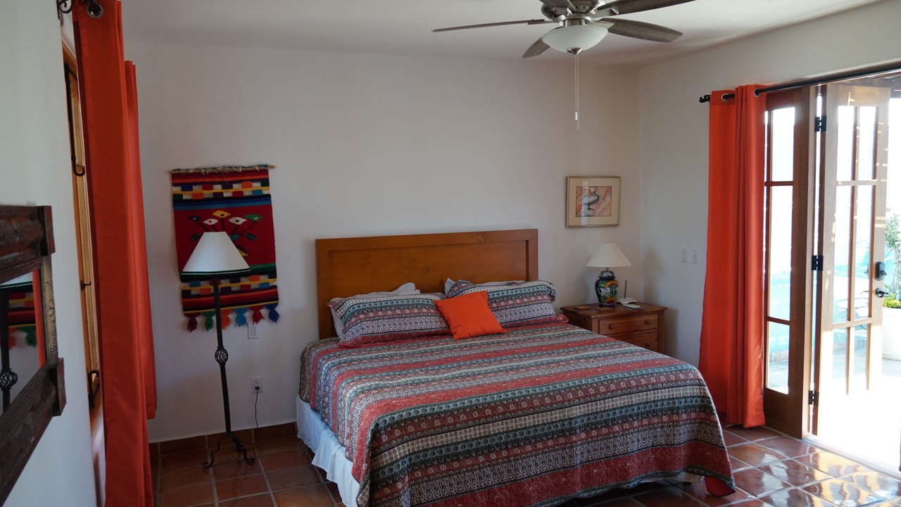 Photo of Bedroom in Nopolo