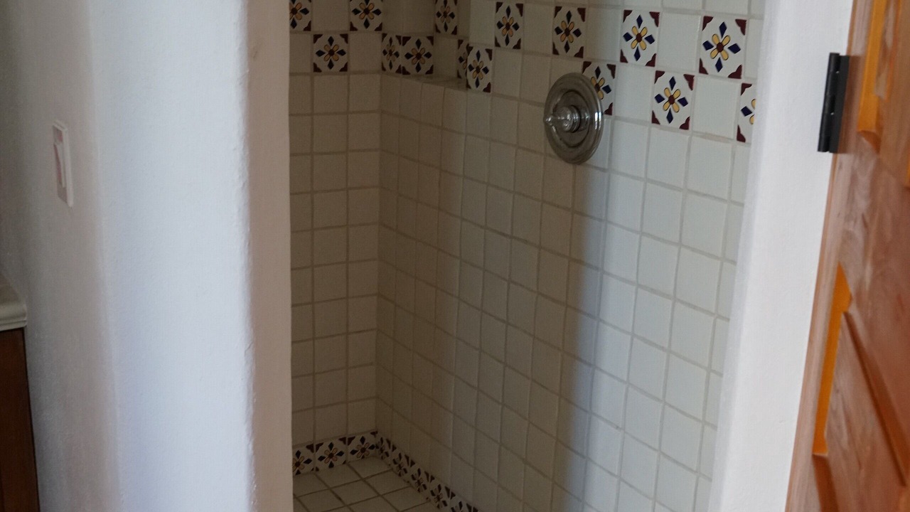 Photo of Bathroom in Nopolo