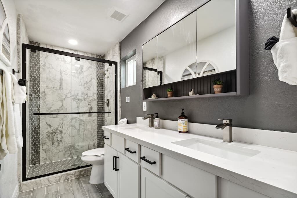 Photo of Bathroom in Panorama Place