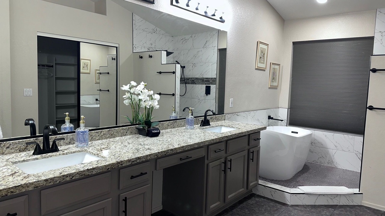 Photo of Bathroom in Entrada