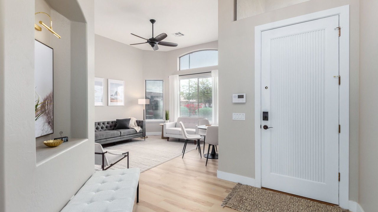 Photo of Livingroom in Palm Valley