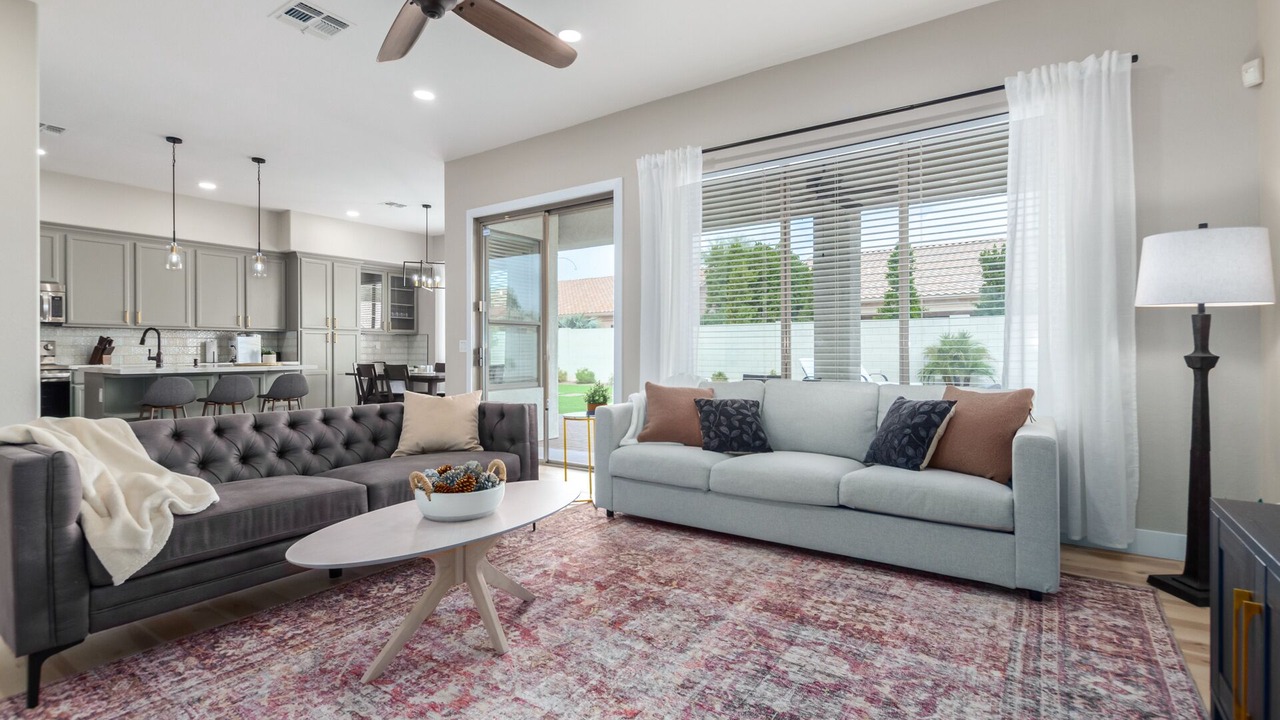 Photo of Livingroom in Palm Valley