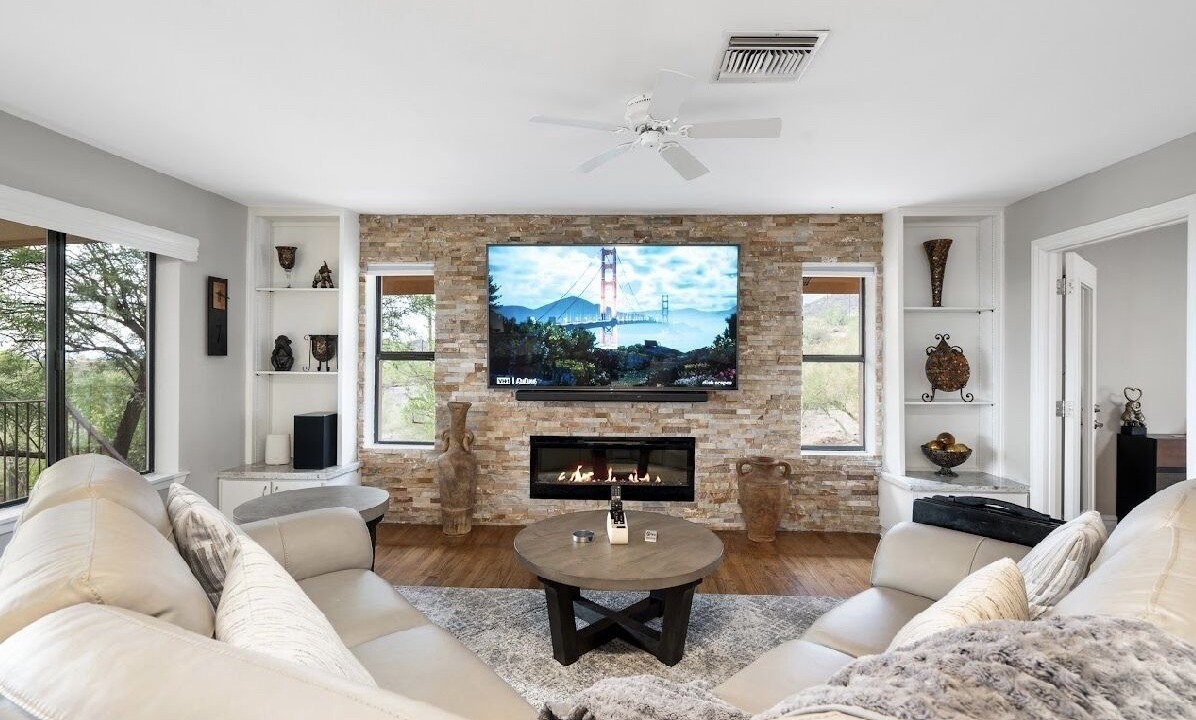 Photo of Livingroom in East Mesa
