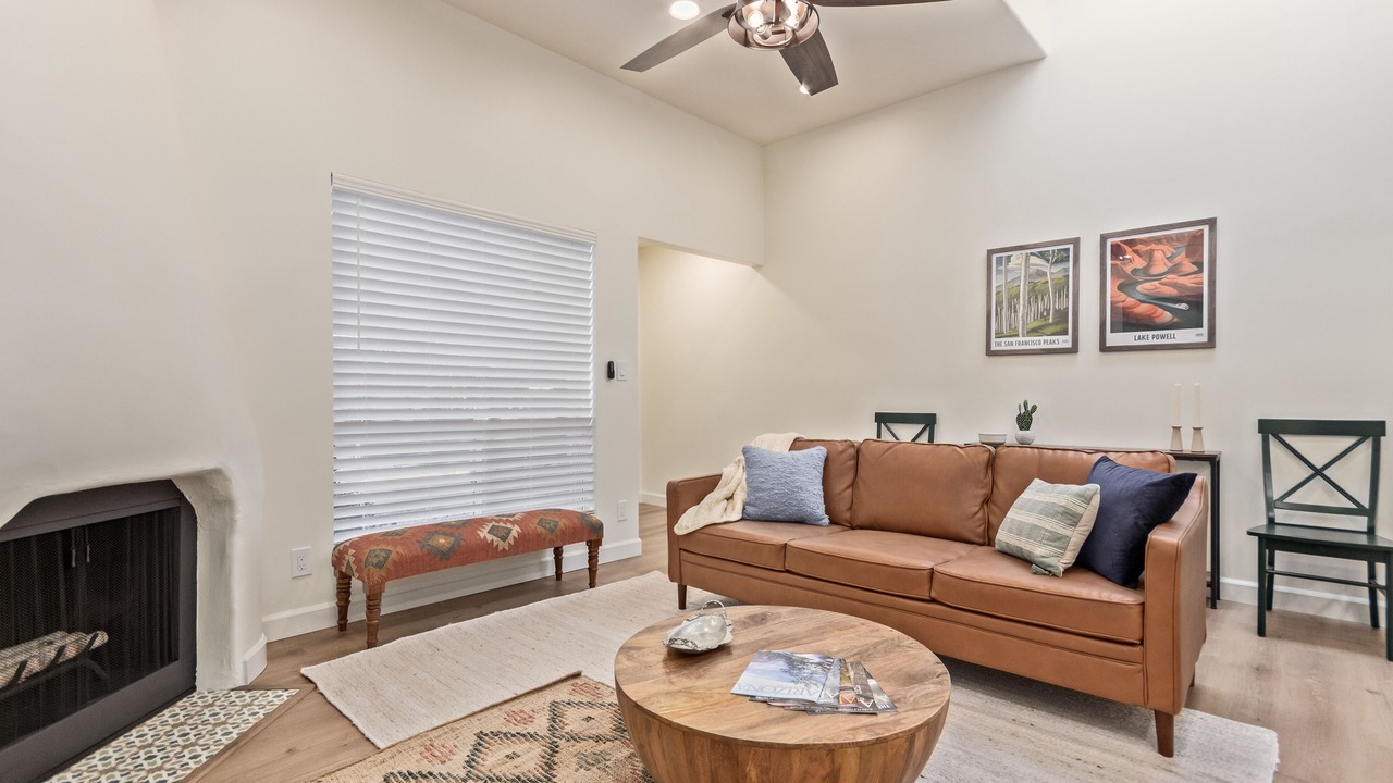 Photo of Livingroom in Arcadia Lite