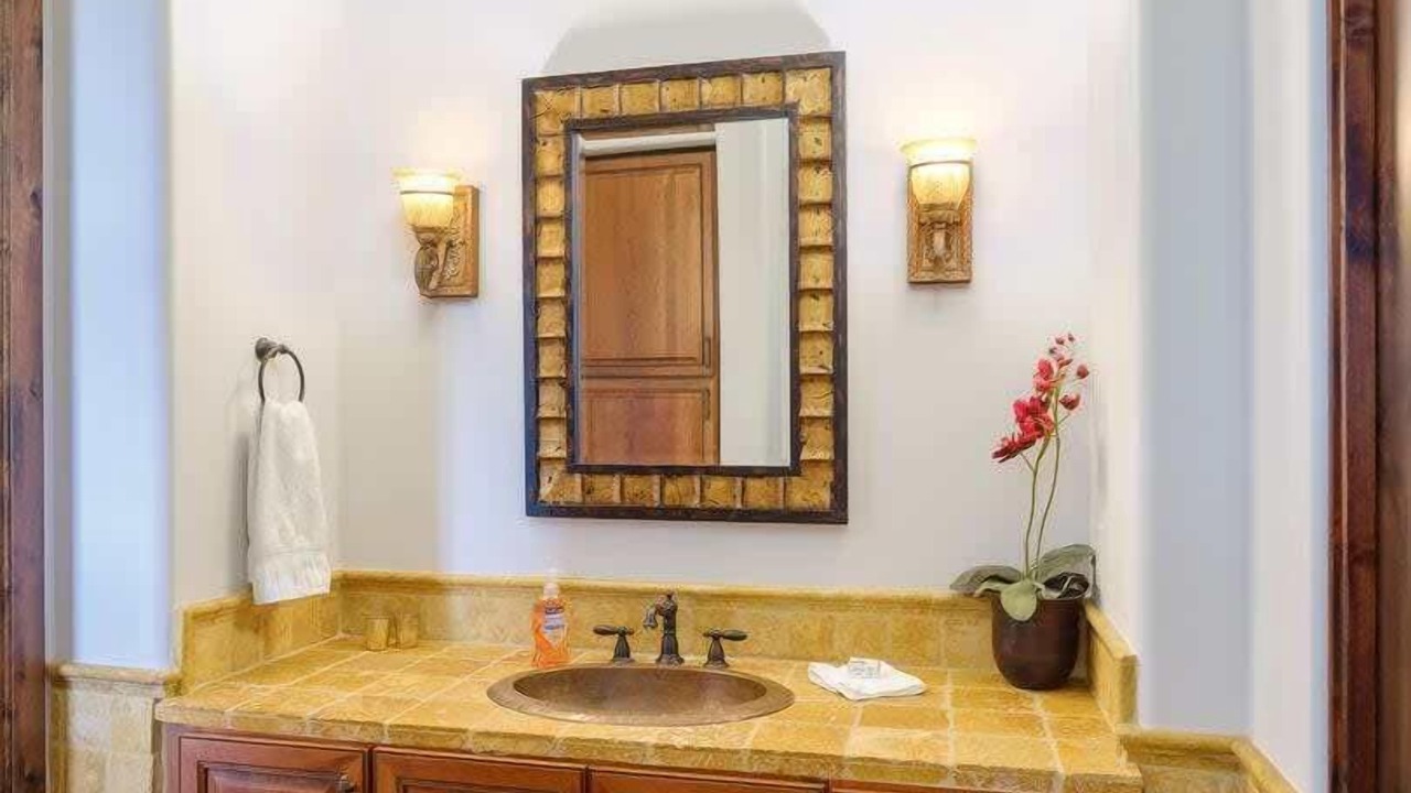 Photo of Bathroom in Canyon Ridge Estates