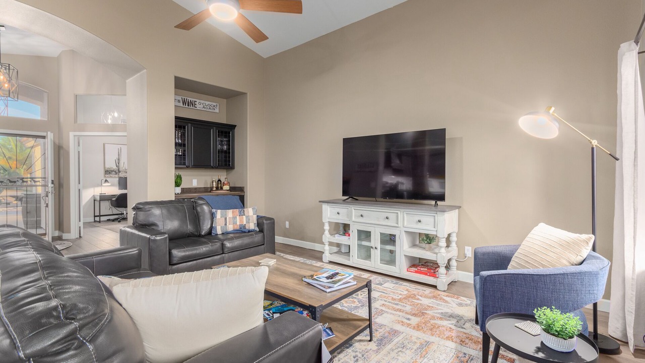 Photo of Livingroom in Gilbert