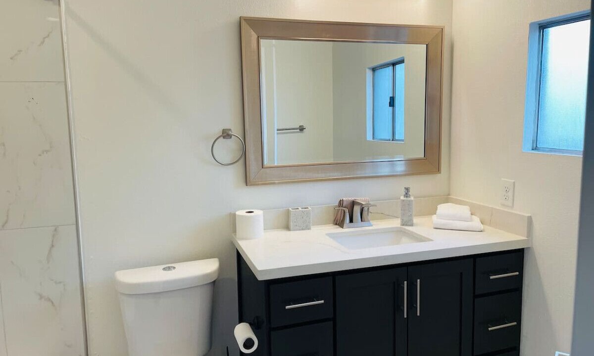 Photo of Bathroom in Garfield