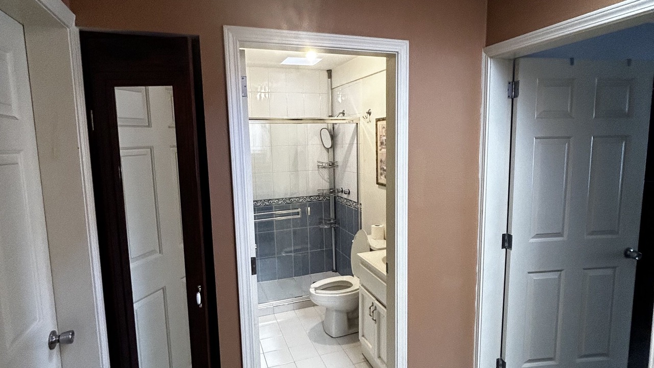 Photo of Bathroom in La Joya