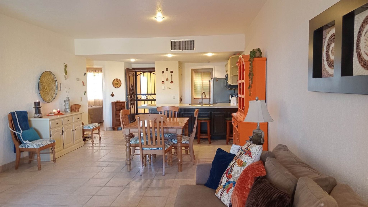 Photo of Livingroom in Cholla Bay