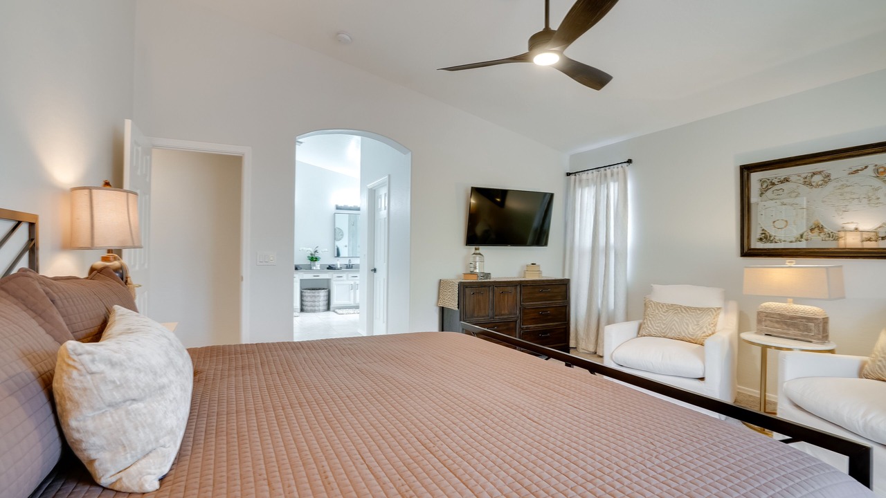 Photo of Bedroom in Dysart Cactus