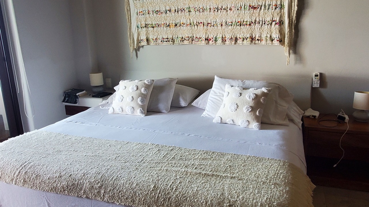 Photo of Bedroom in Zihuatanejo