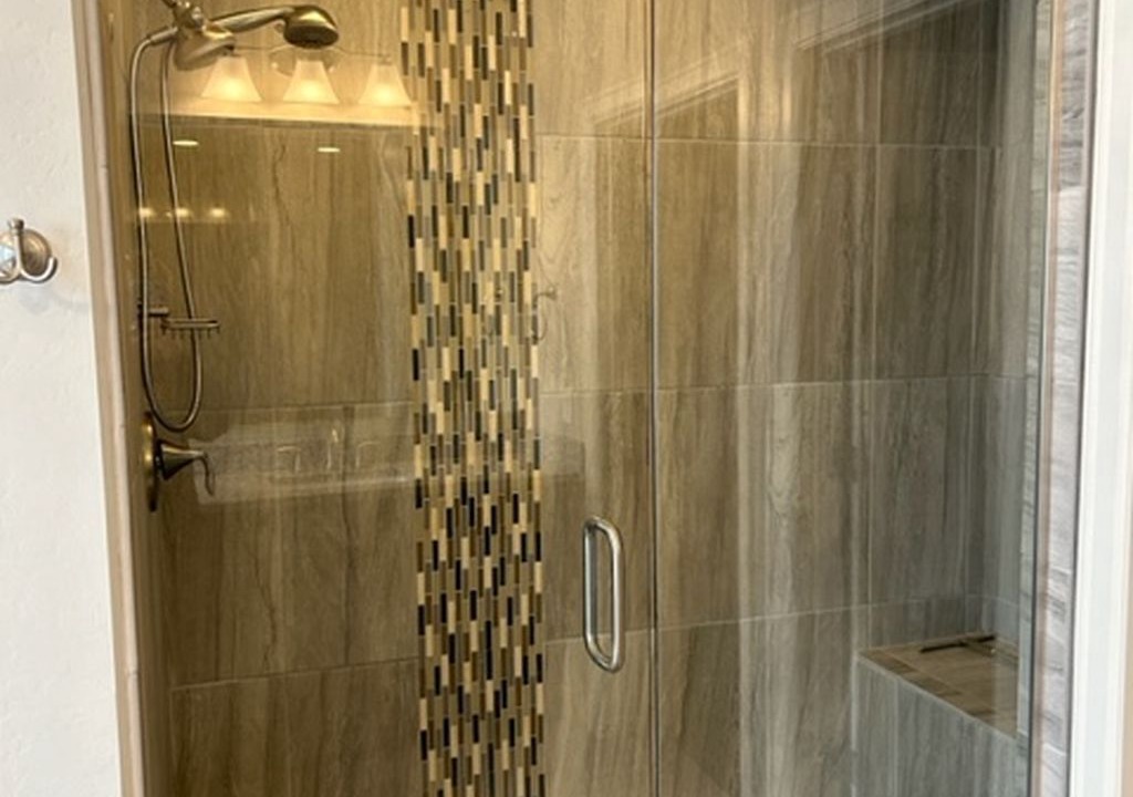 Photo of Bathroom in Montecito in Estrella