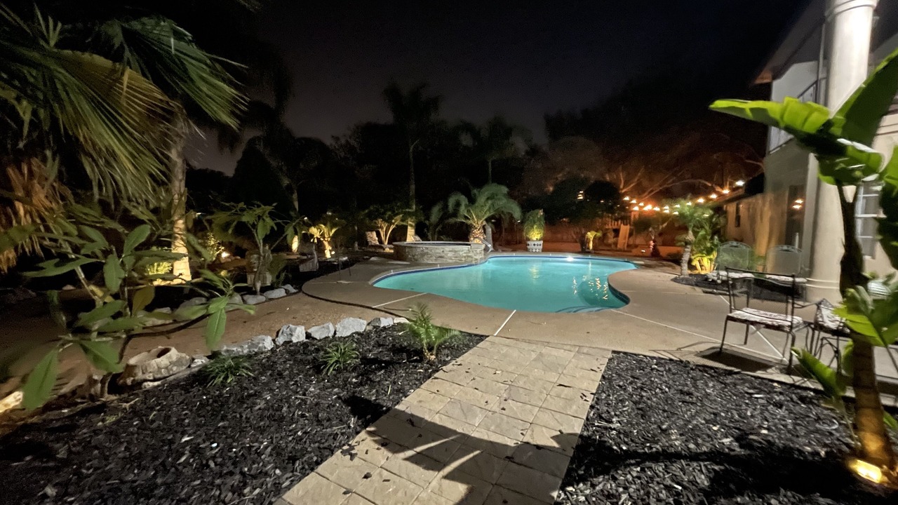 Photo of Outdoor in Palmhurst