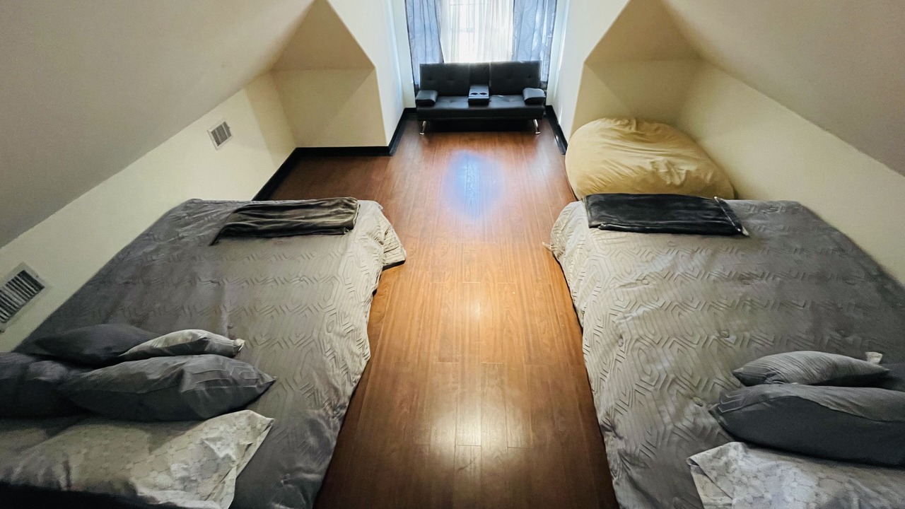 Photo of Bedroom in Palmhurst