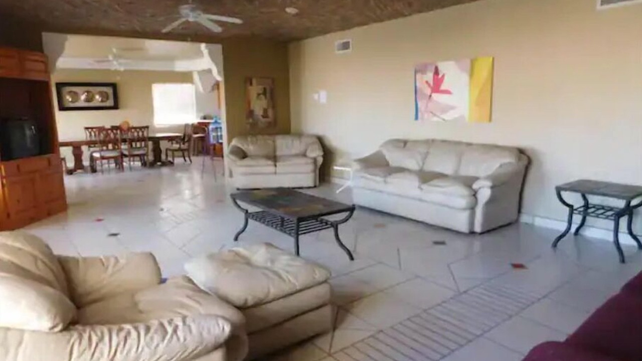 Photo of Livingroom in Cholla Bay