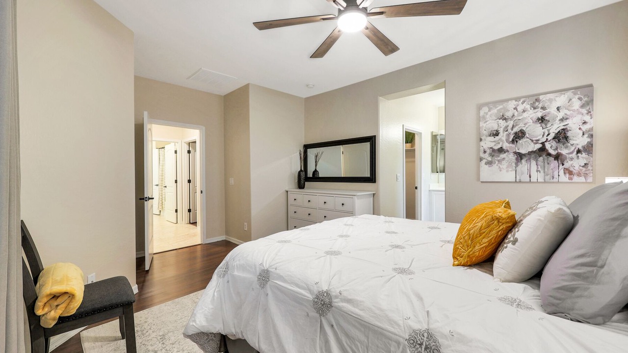 Photo of Bedroom in Westwing Mountain
