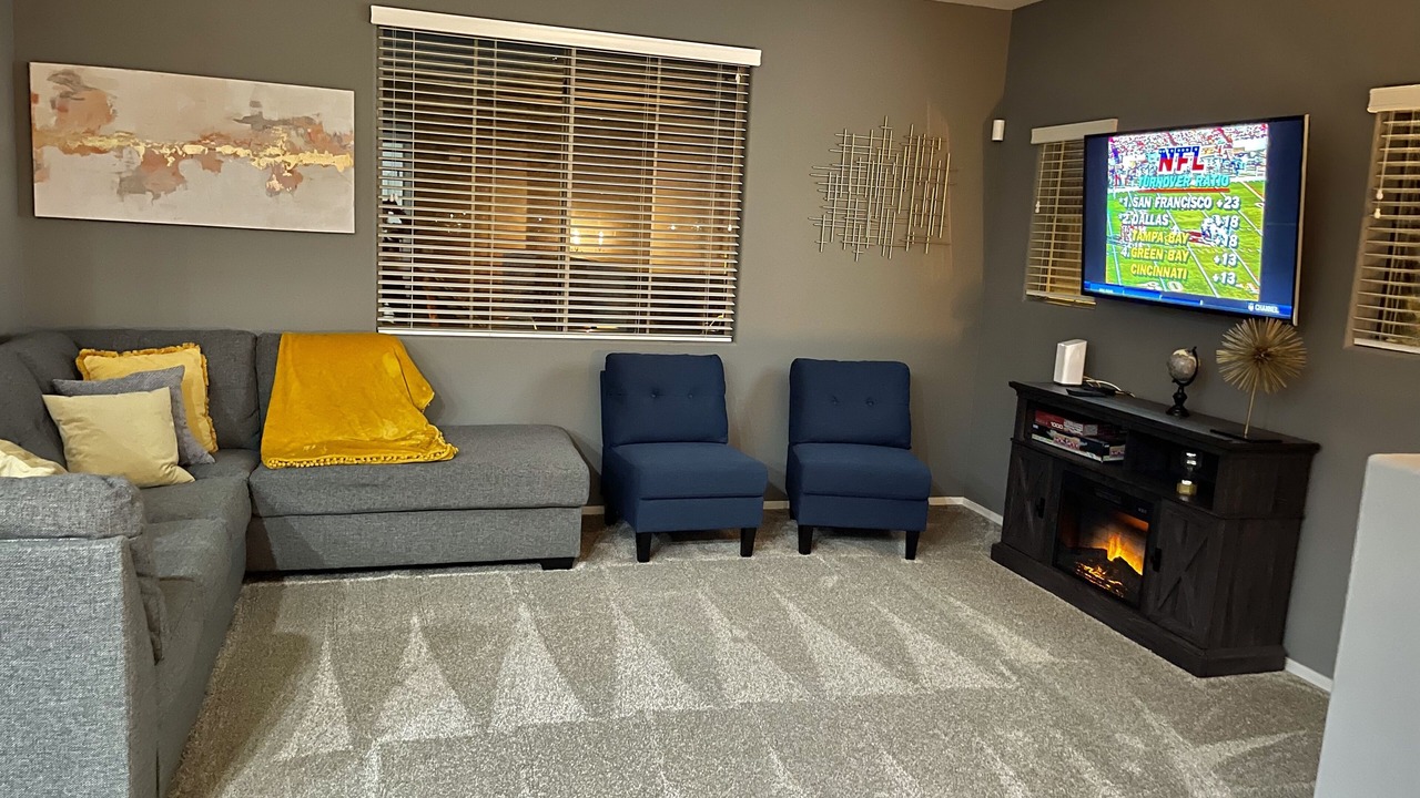 Photo of Livingroom in Estrella Village