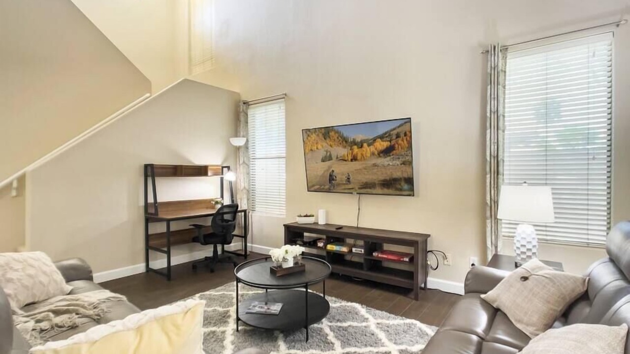 Photo of Livingroom in Western Skies