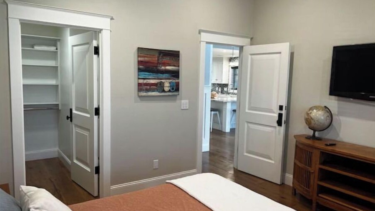 Photo of Bedroom in Maple-Ash