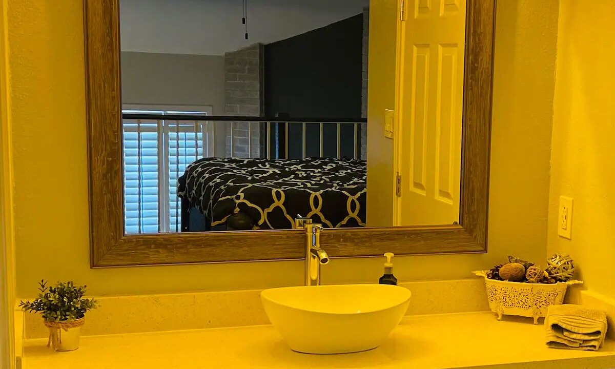 Photo of Bathroom in Brownsville