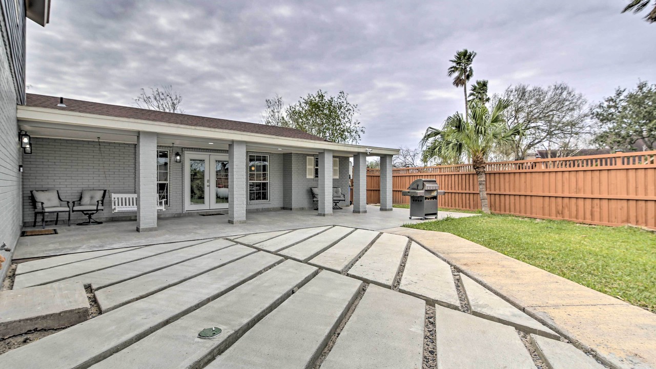 Photo of Patio Balcony in Brownsville