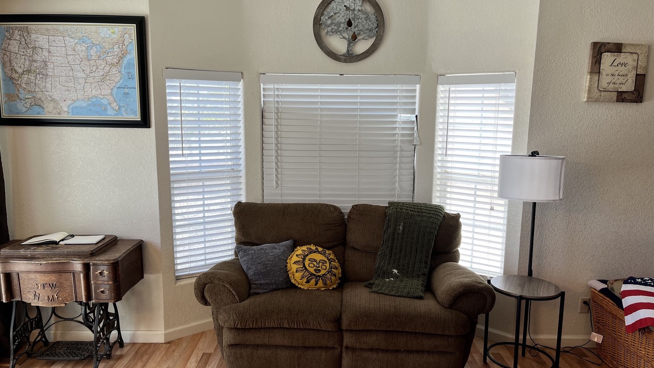 Photo of Livingroom in Foothills