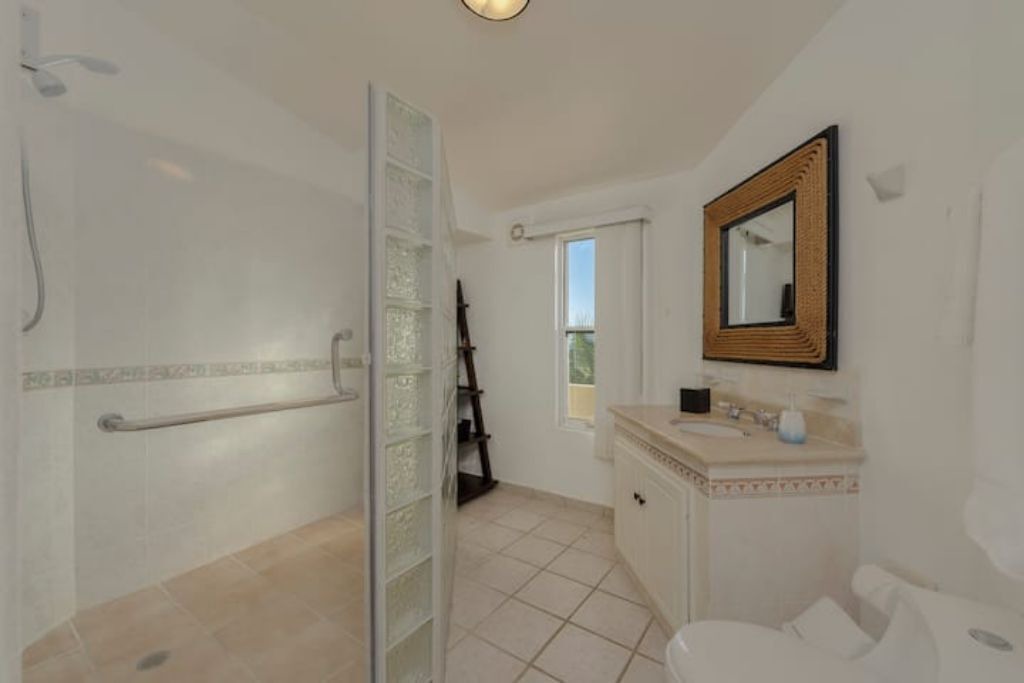 Photo of Bathroom in Cabo Bello