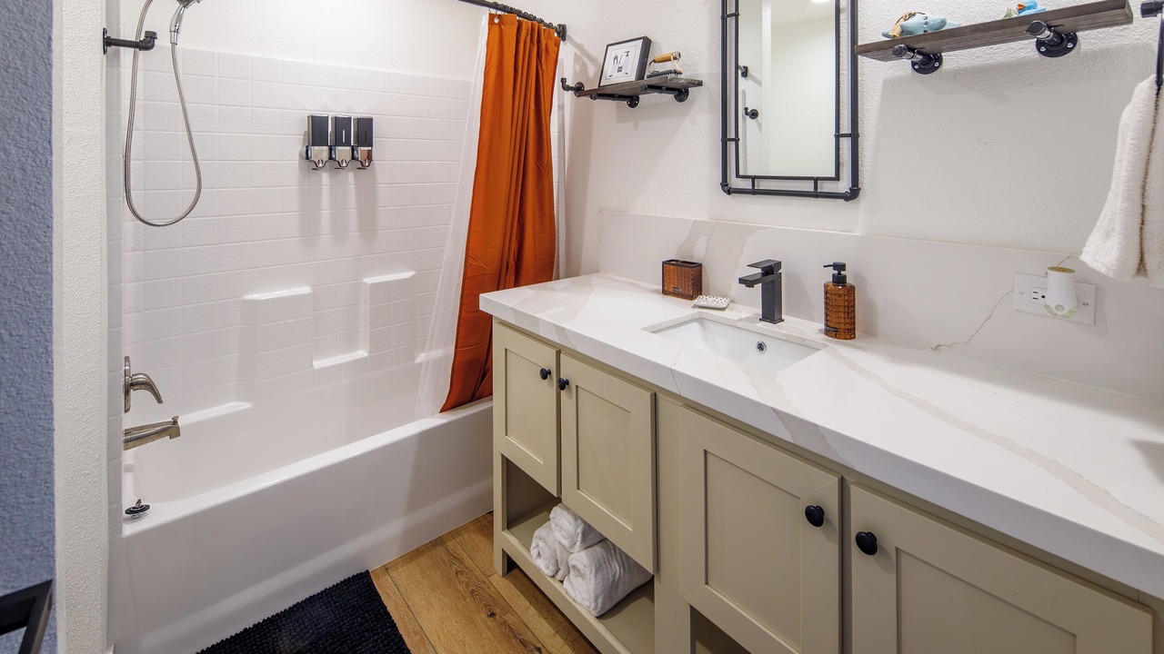 Photo of Bathroom in Parker Strip