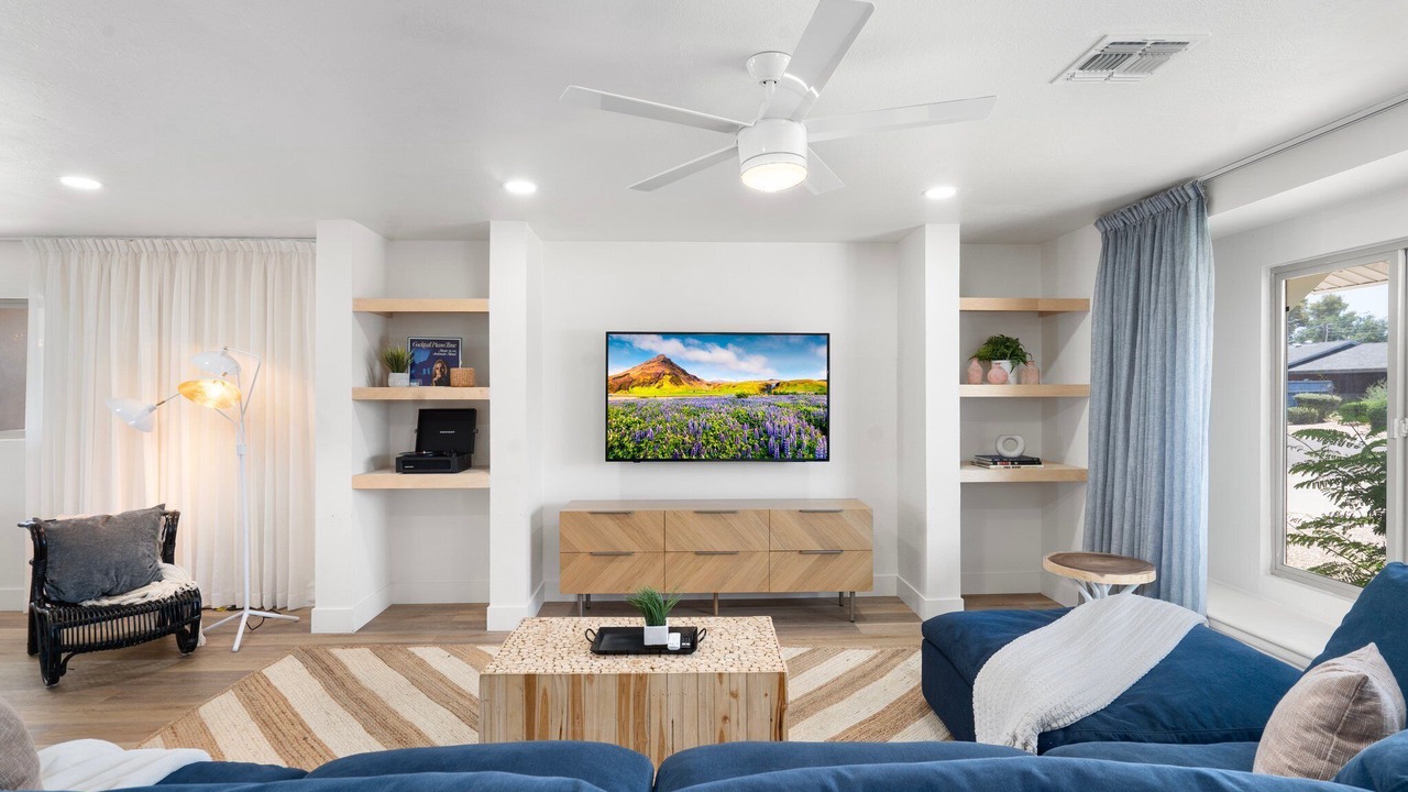 Photo of Livingroom in Scottsdale Country Acres