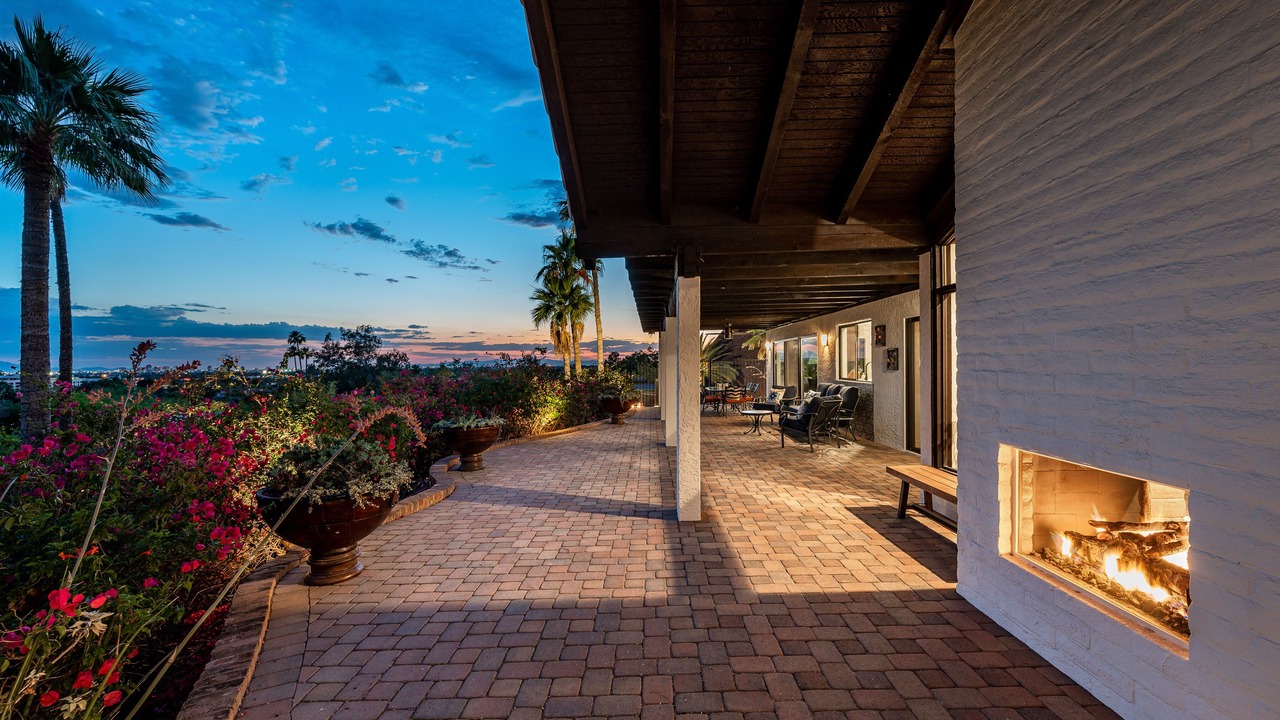Photo of Livingroom in Red Rock
