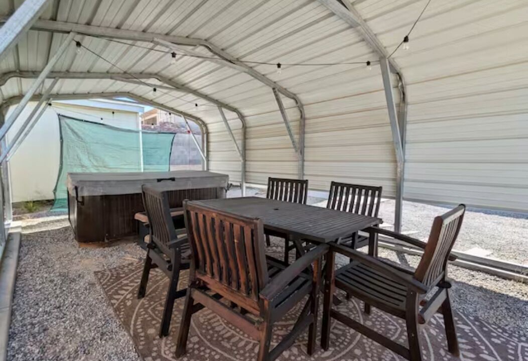 Photo of Outdoor in Foothills