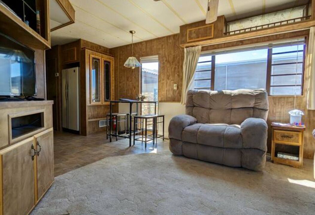 Photo of Livingroom in Foothills