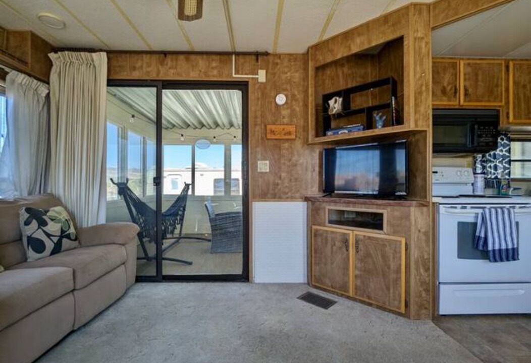 Photo of Livingroom in Foothills