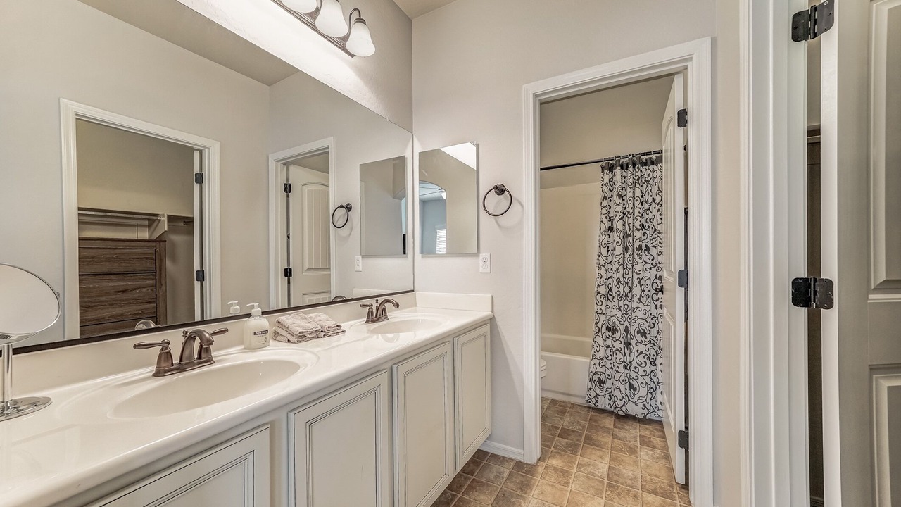 Photo of Bathroom in Power Ranch