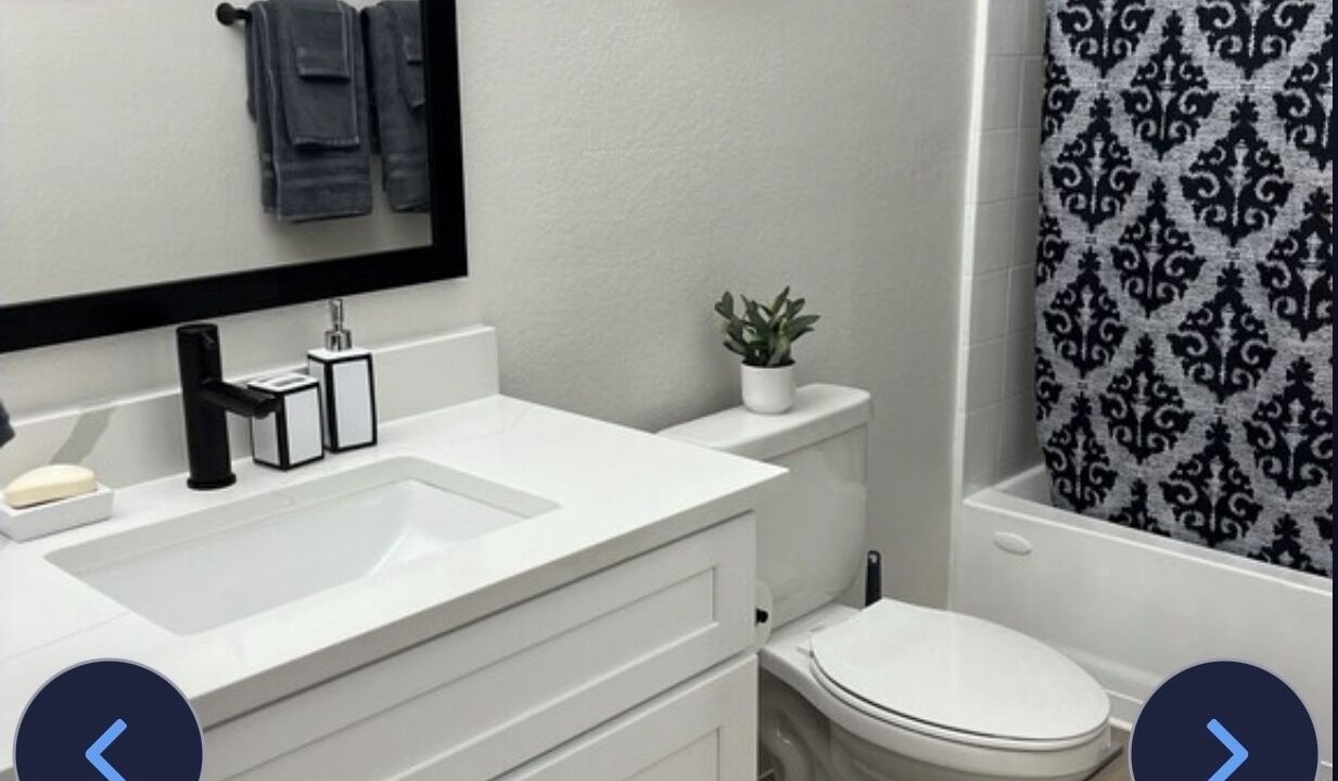 Photo of Bathroom in Arrowhead Ranch