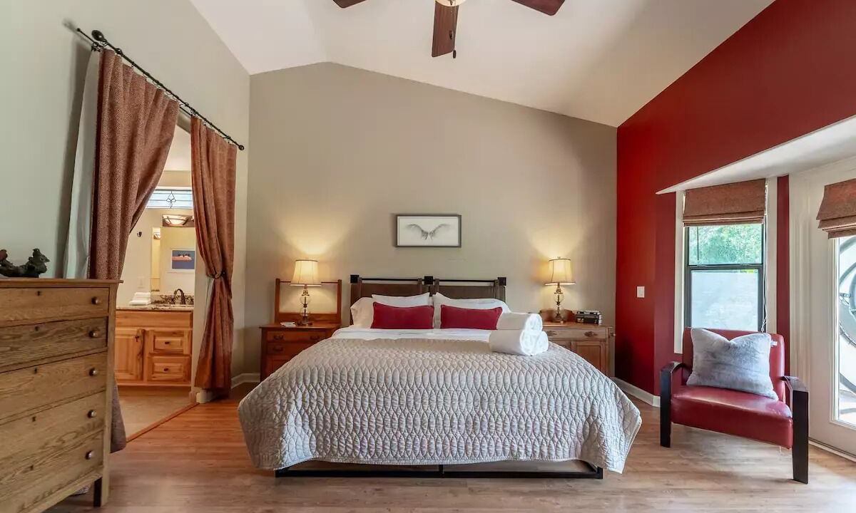 Photo of Bedroom in Val Vista Lakes