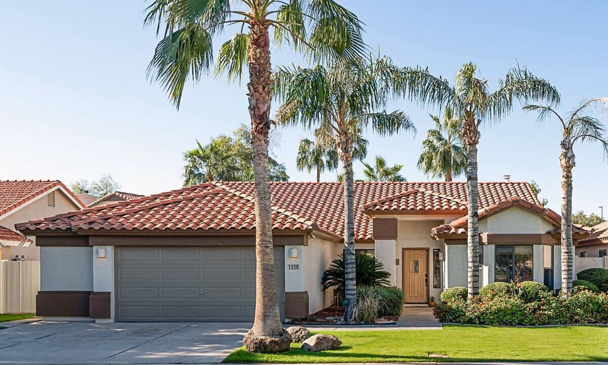 Photo of Outdoor in Val Vista Lakes