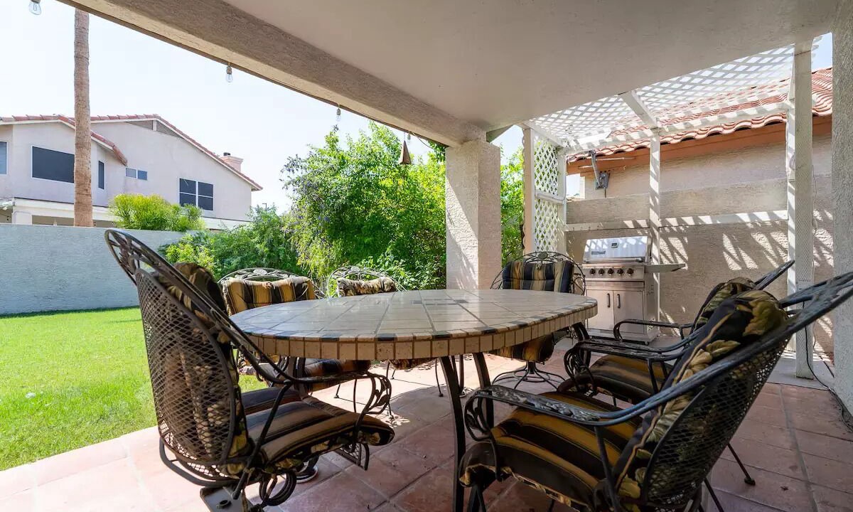Photo of Outdoor in Val Vista Lakes