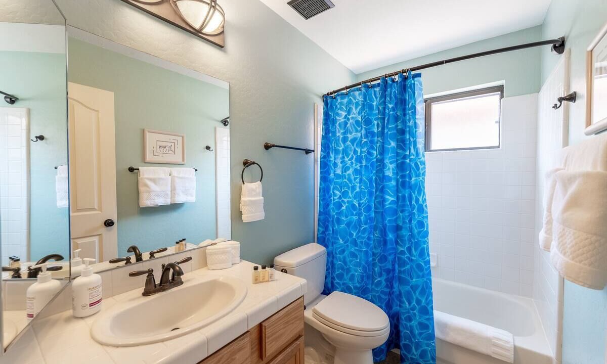 Photo of Bathroom in Val Vista Lakes