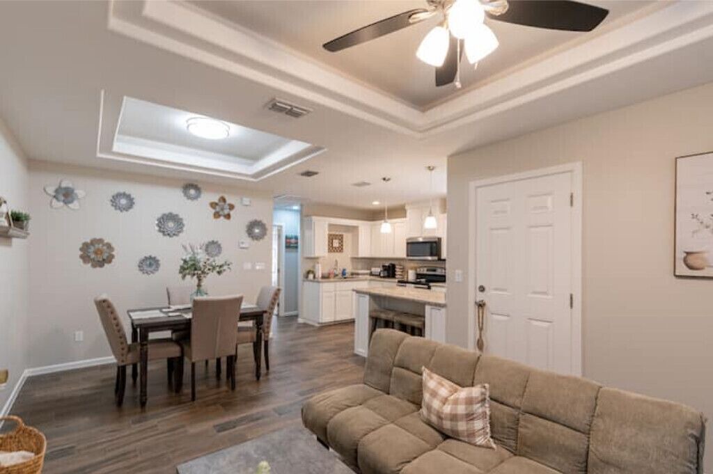 Photo of Livingroom in Edinburg
