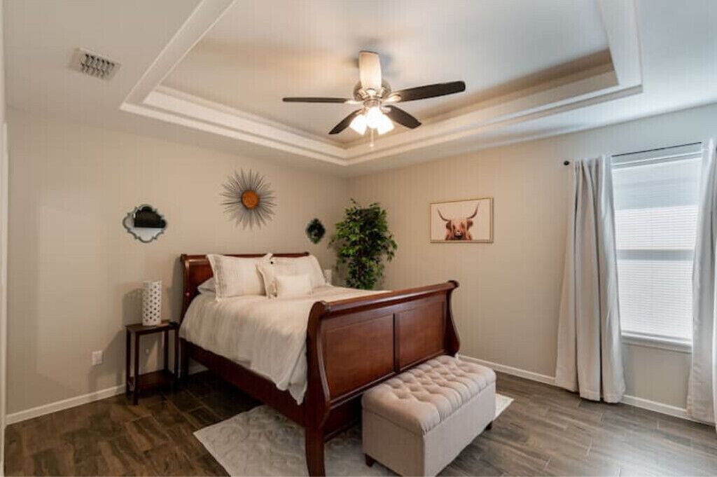 Photo of Bedroom in Edinburg