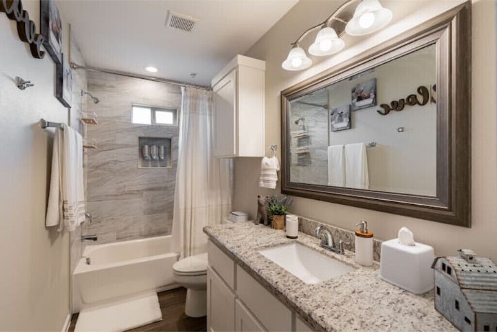 Photo of Bathroom in Edinburg
