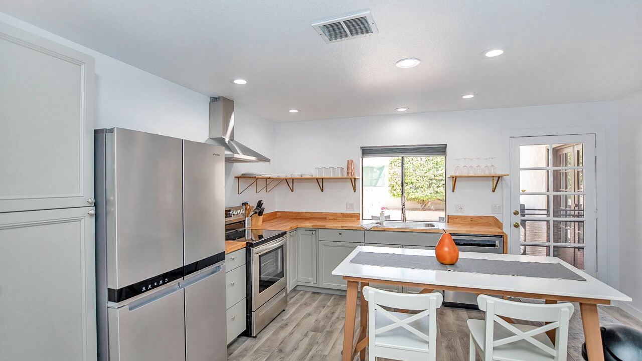 Photo of Kitchen in Yuma Corona