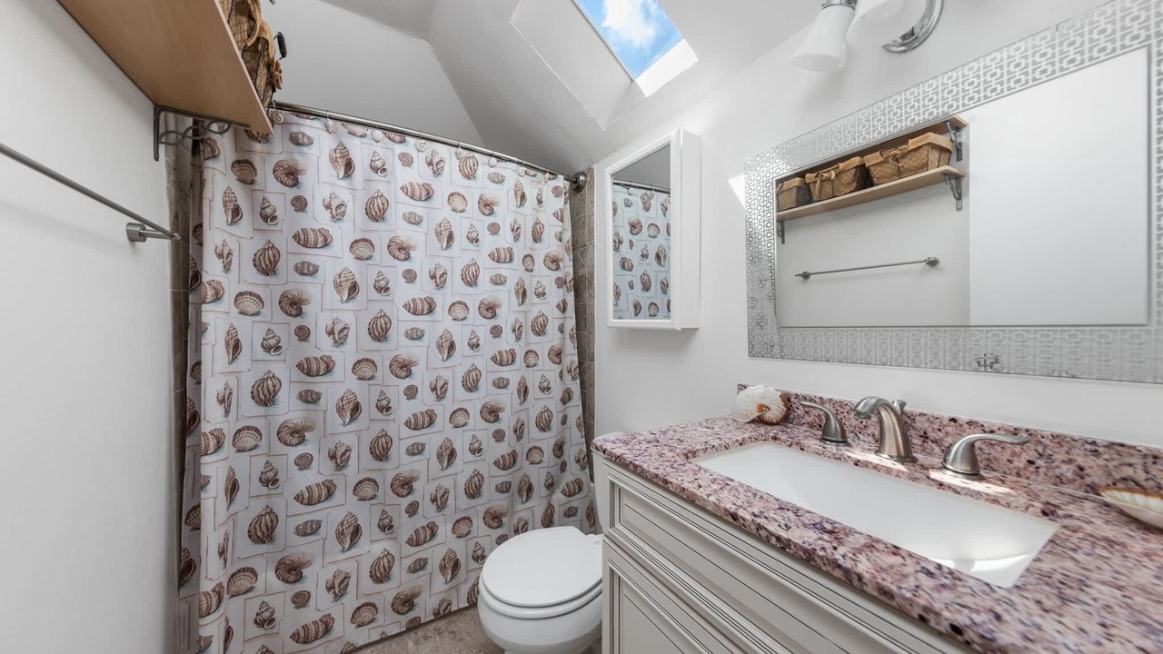 Photo of Bathroom in Port Isabel