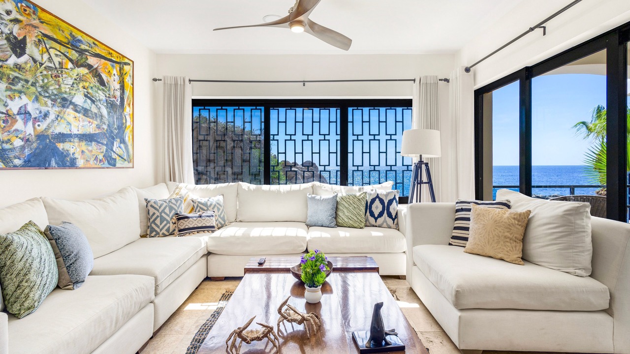 Photo of Livingroom in Cabo Bello